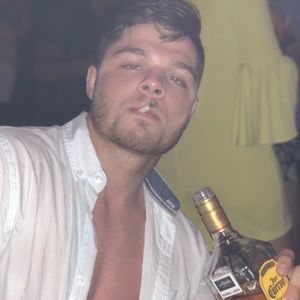 Meet your Posher, Blake